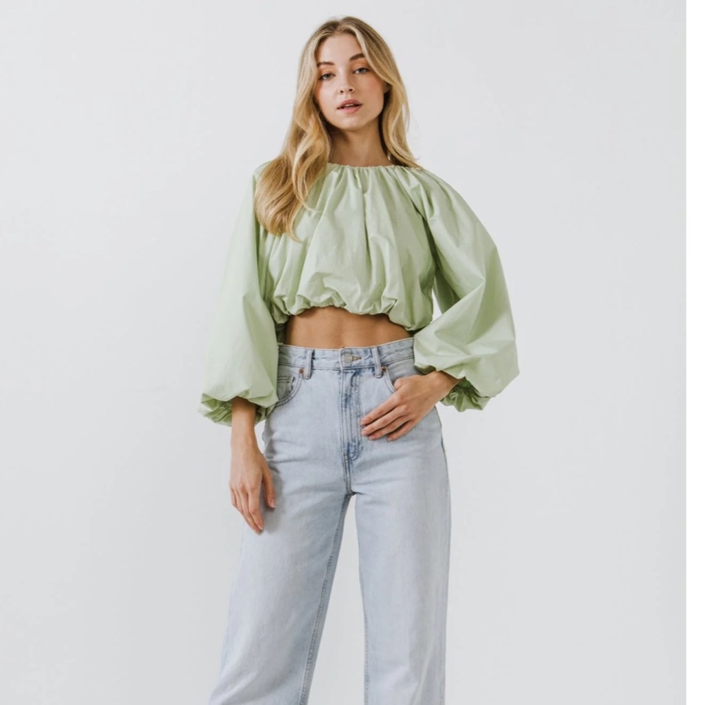 English Factory CROPPED BLOUSON LONG SLEEVE TOP in Pistachio